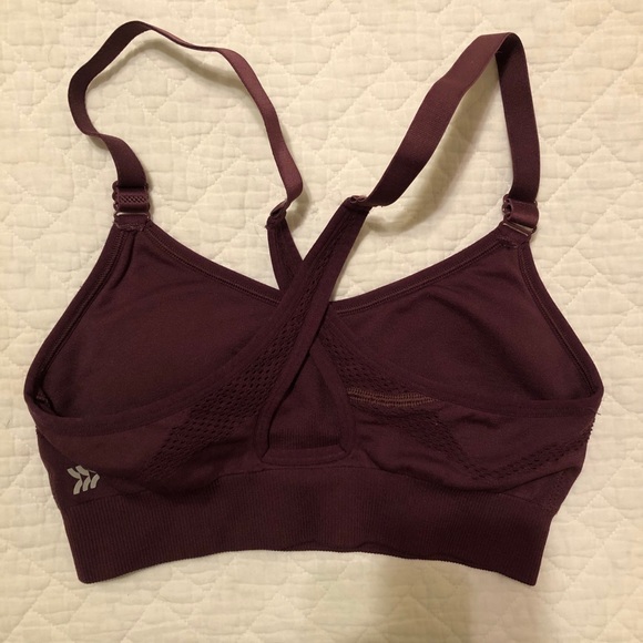 All in Motion Target Laser Cut Seamless Sports Bra - Picture 4 of 6